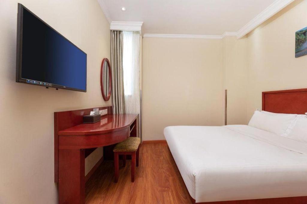 Greentree Inn Suzhou Railway Station North Square Haobainian Wedding Dress City Express Hotel Exterior foto
