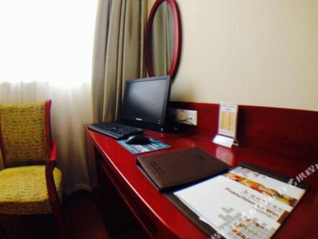 Greentree Inn Suzhou Railway Station North Square Haobainian Wedding Dress City Express Hotel Exterior foto
