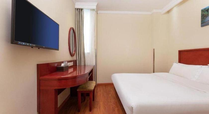 Greentree Inn Suzhou Railway Station North Square Haobainian Wedding Dress City Express Hotel Exterior foto